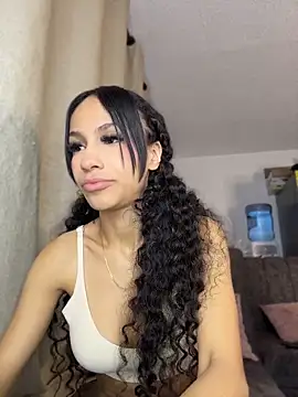 Miaa love6969 online show from 4, 5, 2026