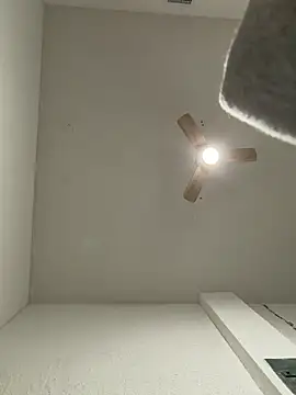 Snapshot of Jose_rz chatting on 18, 12, 2025 Jose rz online show from 18, 12, 2025