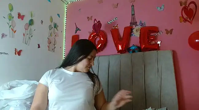 monickhot303av online show from 19, 2, 2025