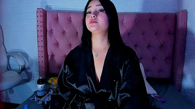 Catherinee69 x online show from 14, 1, 2025