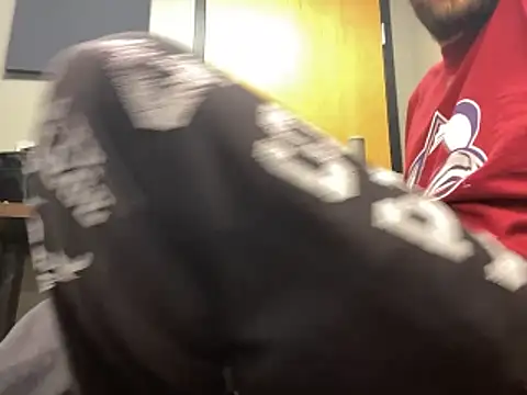 Snapshot of denverfwb chatting on 5, 11, 2025 denverfwb online show from 5, 11, 2025