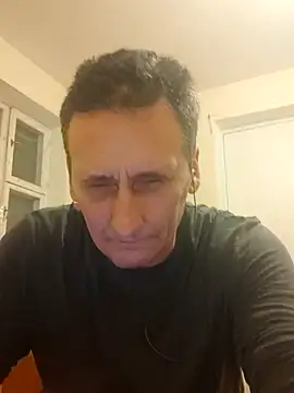 Snapshot of Viause_Kentauelle chatting on 4, 3, 2025 Viause Kentauelle online show from 4, 3, 2025