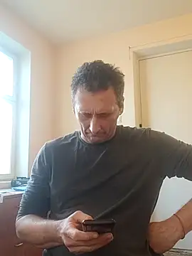 Snapshot of Viause_Kentauelle chatting on 9, 3, 2025 Viause Kentauelle online show from 9, 3, 2025