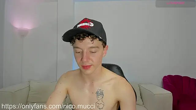 Snapshot of niico_18 chatting on 30, 1, 2025 niico 18 online show from 30, 1, 2025