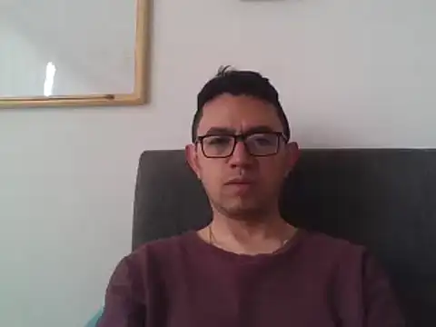 Snapshot of Diptongo chatting on 30, 12, 2024 Diptongo online show from 30, 12, 2024