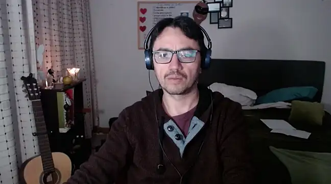 Snapshot of Diptongo chatting on 16, 3, 2025 Diptongo online show from 16, 3, 2025