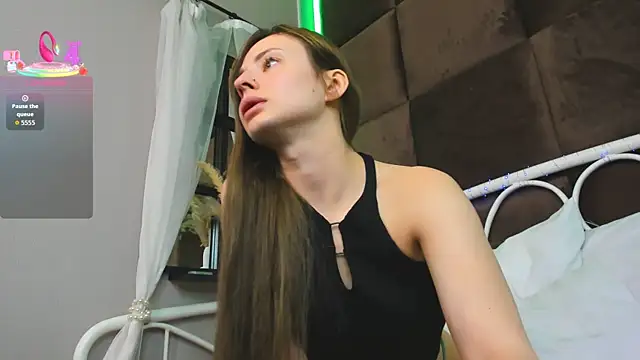PollyMillees online show from 24, 6, 2026