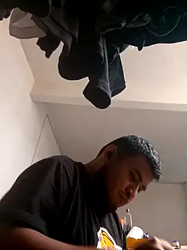 YoSoyLittleBoy online show from 26, 9, 2025