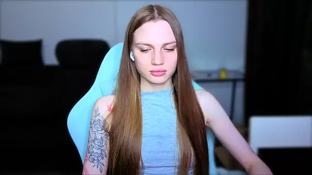 StellaLawless online show from 21, 4, 2026
