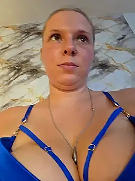 Snapshot of Sexysanny900 chatting on 6, 8, 2026 Sexysanny900 online show from 6, 8, 2026