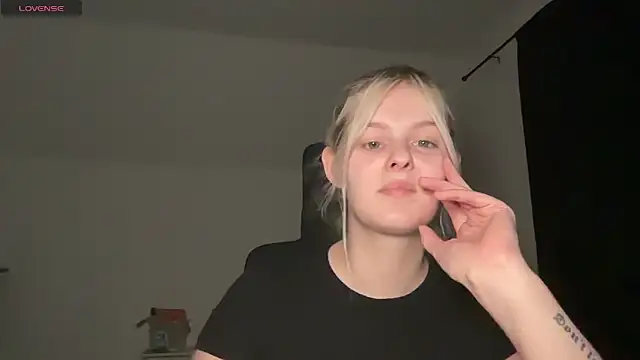 Allylove03 online show from 24, 9, 2025