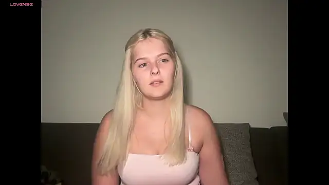 Allylove03 online show from 11, 11, 2025