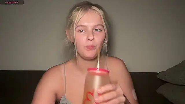 Allylove03 online show from 15, 11, 2025