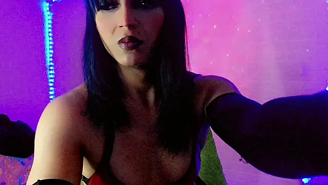 Ms-Zoehans online show from 5, 3, 2026