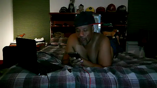 Snapshot of pimpdaddy4ever chatting on 9, 10, 2025 pimpdaddy4ever online show from 9, 10, 2025