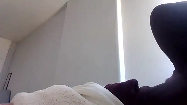 BabeAssXX online show from 30, 6, 2026