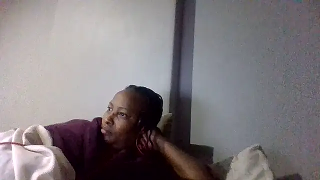 BabeAssXX online show from 18, 7, 2026