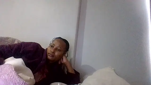 BabeAssXX online show from 27, 7, 2026