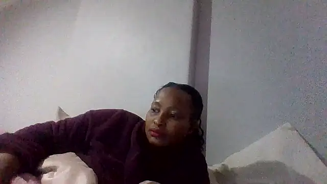 BabeAssXX online show from 28, 7, 2026