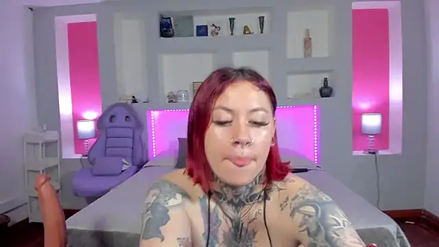 ViolettaBaker  online show from 30, 12, 2024