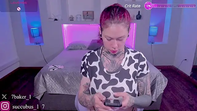 ViolettaBaker  online show from 13, 3, 2025