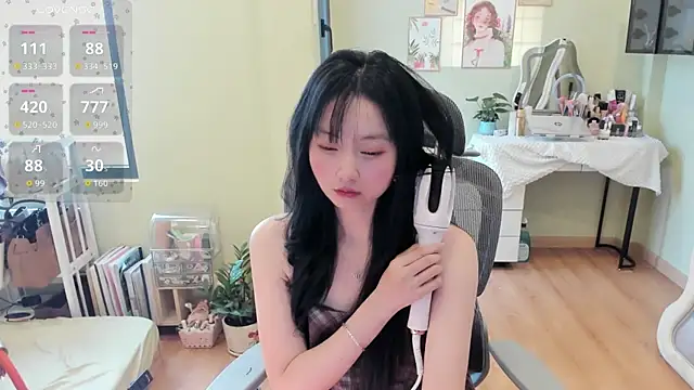 Snapshot of Nery_Asian chatting on 1, 3, 2026 Nery Asian online show from 1, 3, 2026