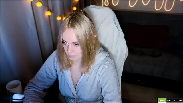 Snapshot of Bad_Girl009 chatting on 28, 10, 2025 Bad Girl009 online show from 28, 10, 2025