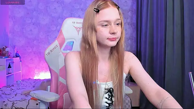 Snapshot of Milia_Parker chatting on 9, 8, 2026 Milia Parker online show from 9, 8, 2026