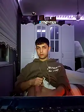 Snapshot of 18yearsoldpenis chatting on 1, 1, 2025 18yearsoldpenis online show from 1, 1, 2025