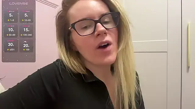 redheadrosie69 online show from 21, 2, 2025