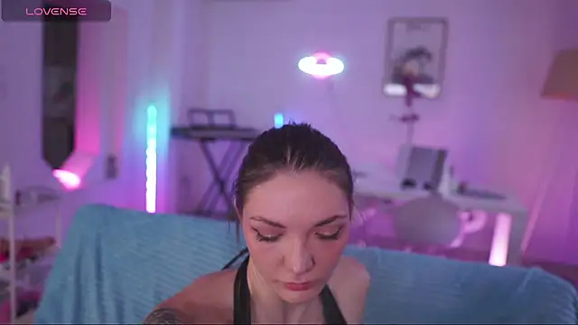 Lady3Holes online show from 27, 5, 2026