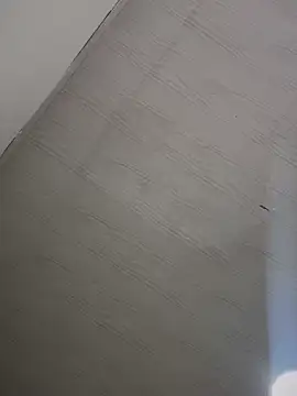 Lorraine Leon online show from 27, 2, 2025