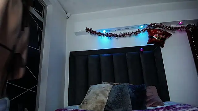 Tifanny Sweett online show from 31, 12, 2024