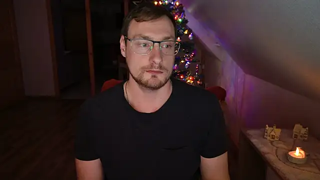 Snapshot of Relsxboy chatting on 10, 12, 2024 Relsxboy online show from 10, 12, 2024