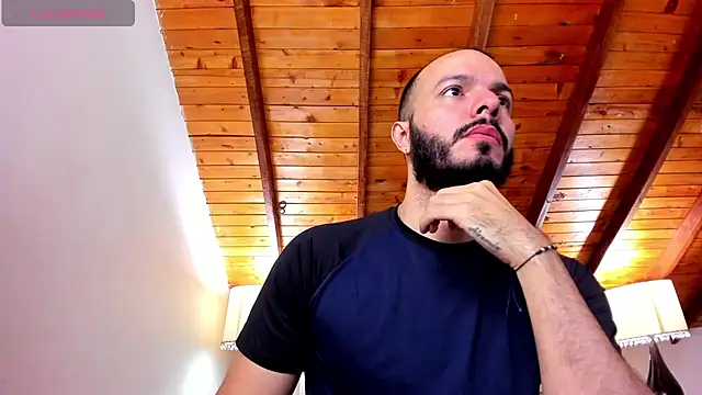 Tom Bailey online show from 24, 11, 2025