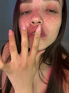 Snapshot of MisFrekcles_ chatting on 12, 3, 2025 MisFrekcles  online show from 12, 3, 2025