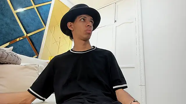 TomyMosterCock online show from 7, 4, 2026