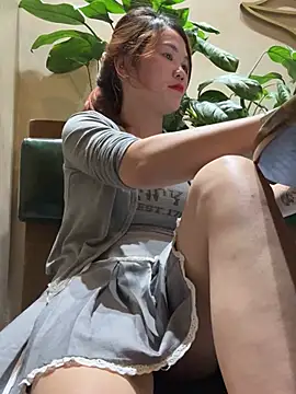 Snapshot of Emily_9xx chatting on 21, 3, 2025 Emily 9xx online show from 21, 3, 2025