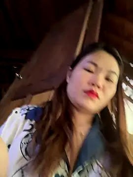 Snapshot of Emily_9xx chatting on 14, 10, 2025 Emily 9xx online show from 14, 10, 2025