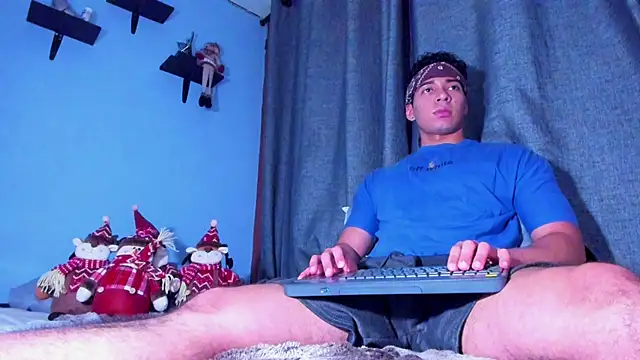 Snapshot of Stefann_salvatoree chatting on 8, 1, 2025 Stefann salvatoree online show from 8, 1, 2025