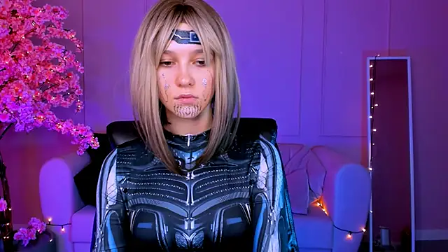 LolaLemona online show from 15, 12, 2024