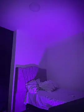 Snapshot of AbbyMillerrr chatting on 8, 3, 2025 AbbyMillerrr online show from 8, 3, 2025