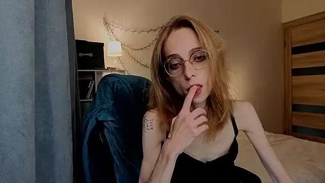 amber quell here online show from 12, 9, 2025