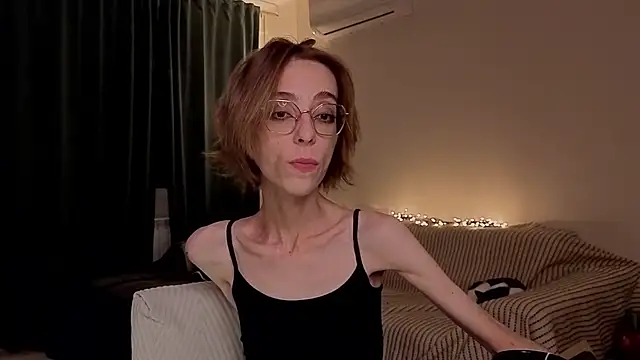 amber quell here online show from 26, 2, 2026