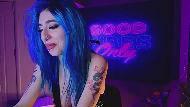 AriaVoss online show from 8, 2, 2025