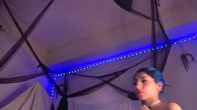 AriaVoss online show from 4, 2, 2026