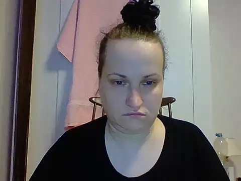 Snapshot of _squirty_cum_lady_ chatting on 17, 3, 2025 squirty cum lady online show from 17, 3, 2025