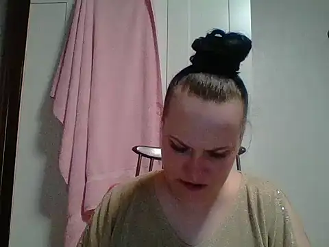 Snapshot of _squirty_cum_lady_ chatting on 22, 3, 2025 squirty cum lady online show from 22, 3, 2025