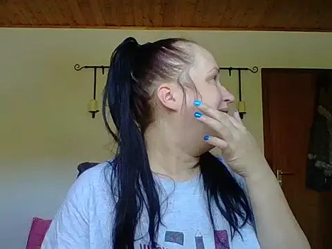 Snapshot of _squirty_cum_lady_ chatting on 14, 9, 2025 squirty cum lady online show from 14, 9, 2025