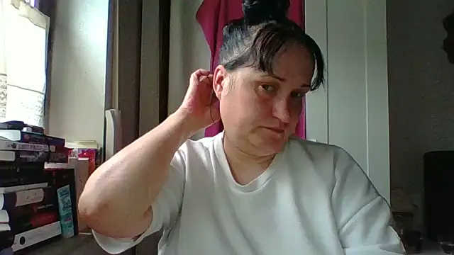  squirty cum lady  online show from 12, 6, 2026